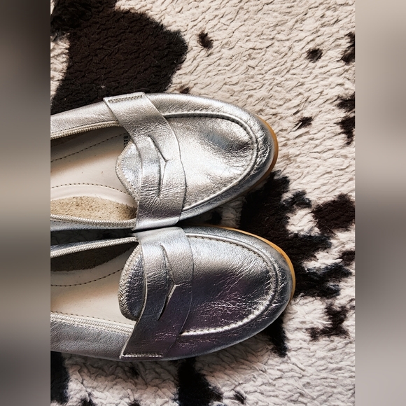 "DEE GEE" WOMEN'S 60'S LEATHER FLATS - SILVER - Picture 2 of 6